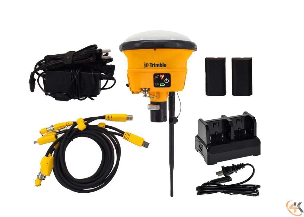 Trimble Single SPS985 900 MHz GPS/GNSS Rover Receiver Kit Andre komponenter
