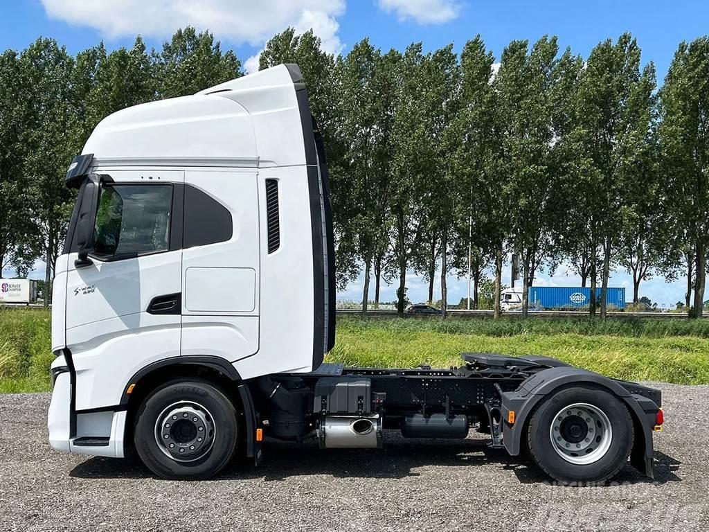 Iveco S-WAY AS440S43T/P AT Tractor Head (8 units) Trekkvogner