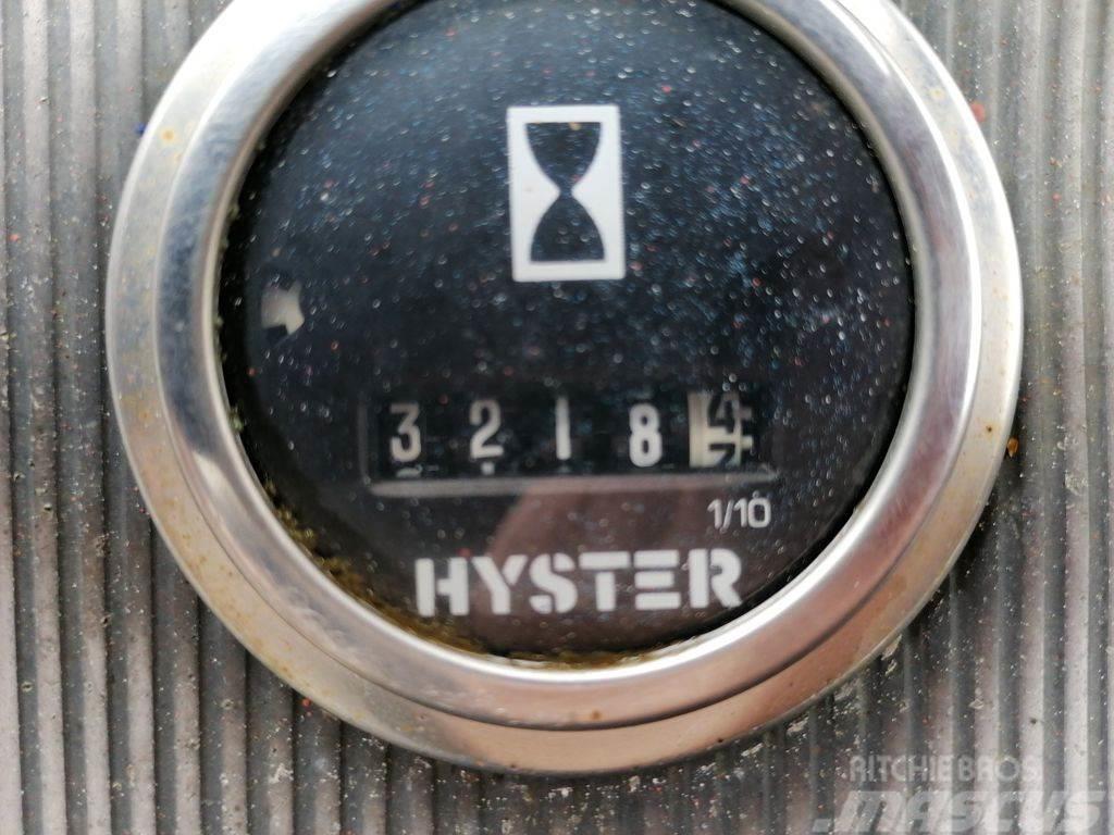 Hyster H250H Diesel Trucker