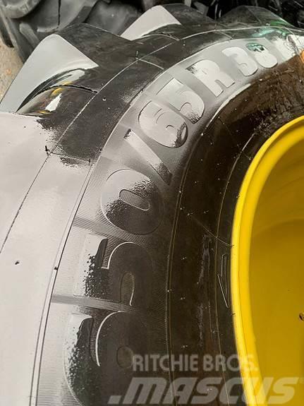 John Deere Hjul par: Michelin Multibib 650/65R38 GKN gul 20 Dekk, hjul og felger