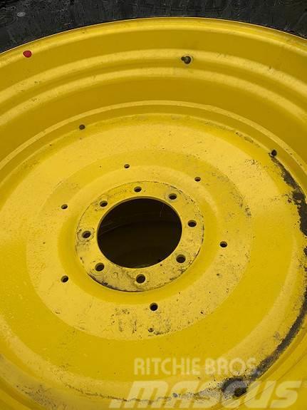 John Deere Hjul par: Trelleborg TM800 600/65R38 GKN gul 20 Dekk, hjul og felger