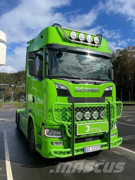 Scania S 730 A6X4NB Trekkvogner