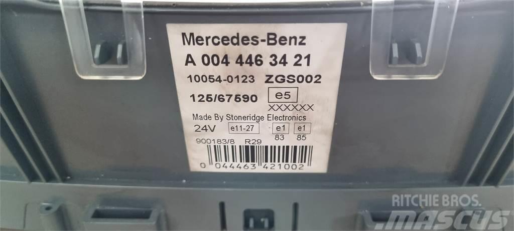 Mercedes-Benz ATEGO 2 Lys - Elektronikk