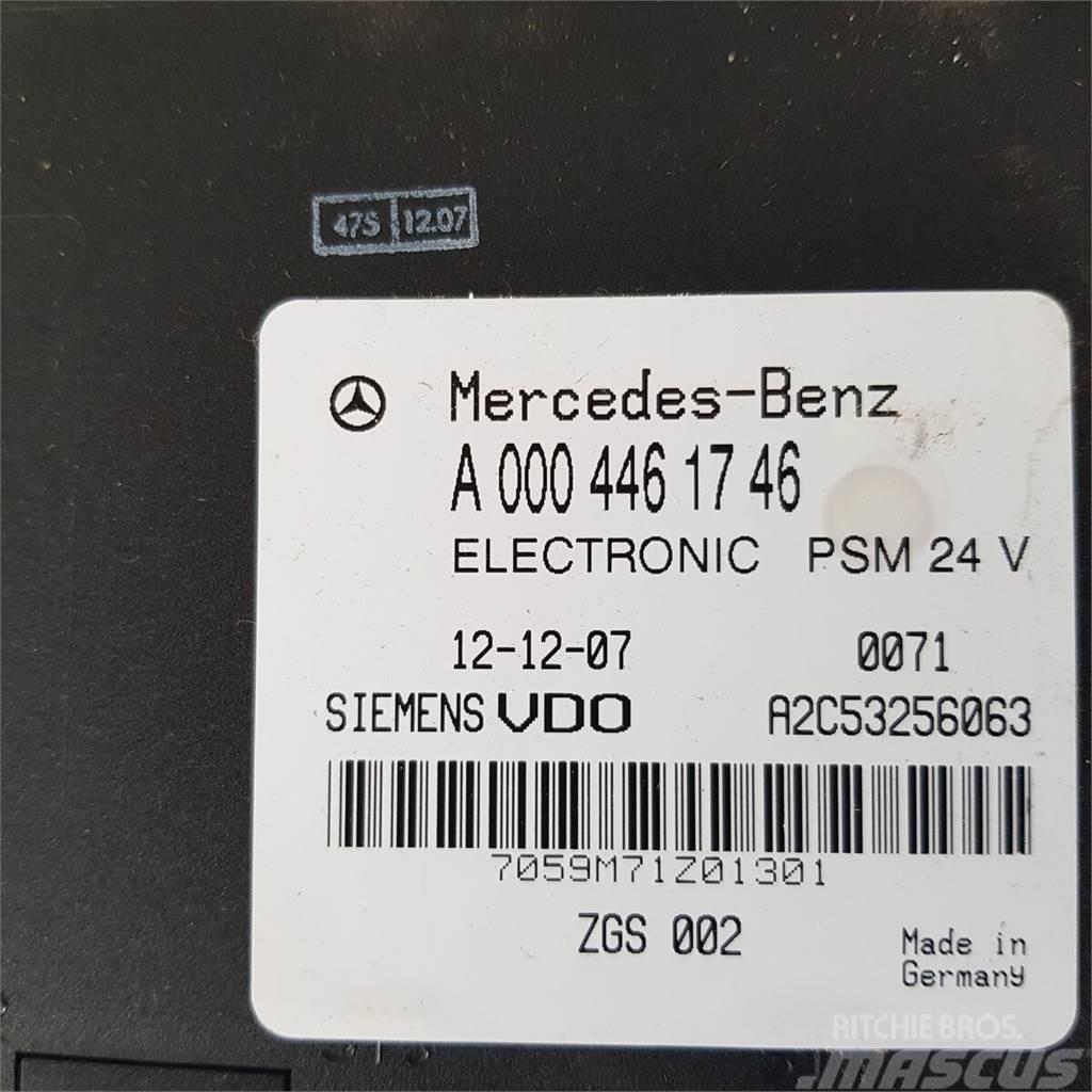 Mercedes-Benz ACTROS MB2 Lys - Elektronikk