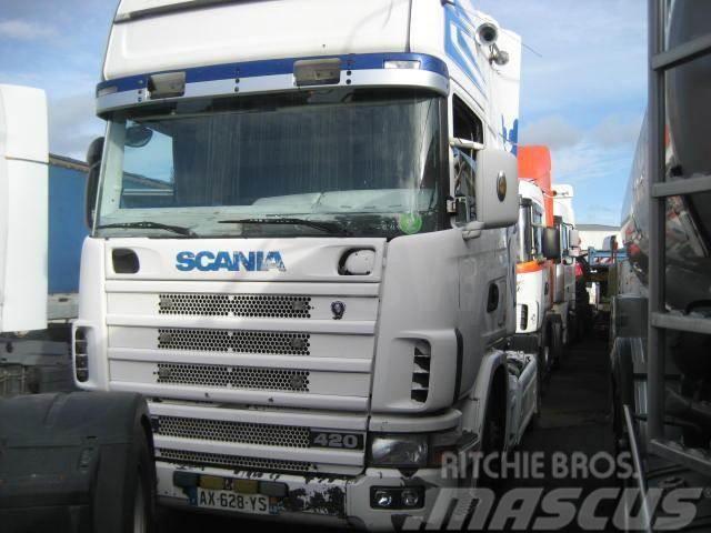 Scania L 124L420 Trekkvogner