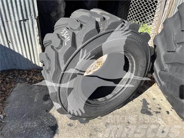  MAXAM 31X15.50X15 Tyres, wheels and rims