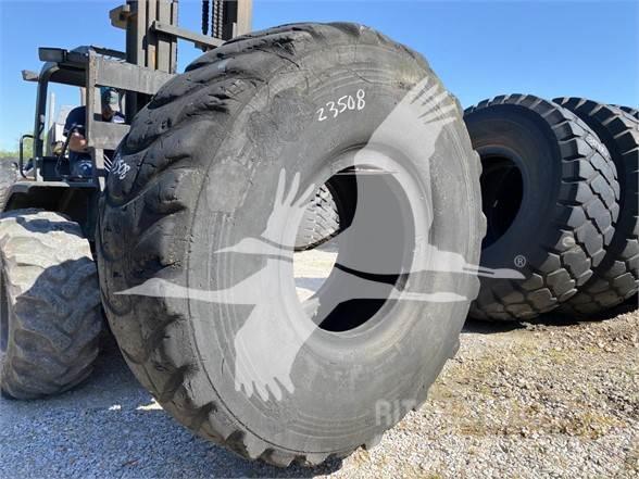 Michelin 33.5R33 Dekk, hjul og felger