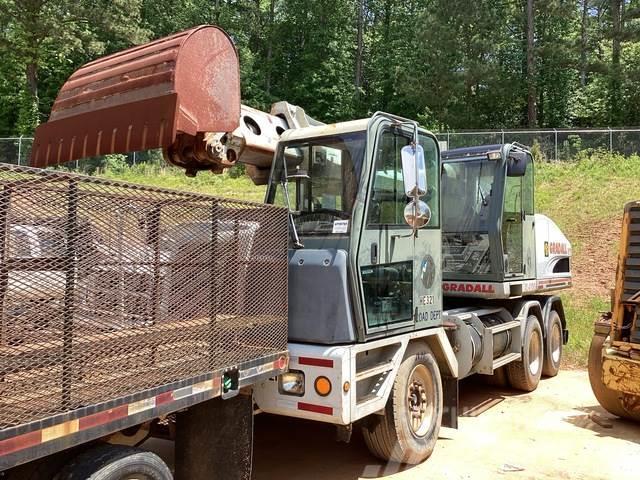 Gradall XL4100 Wheeled excavators