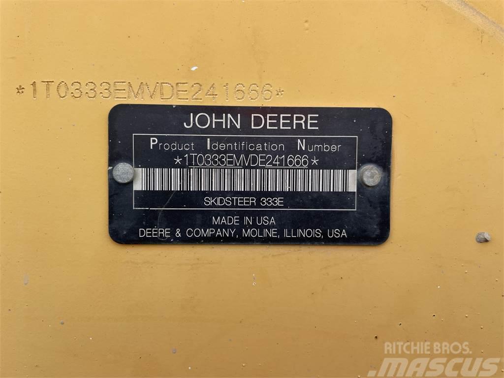John Deere 333E Minilastere