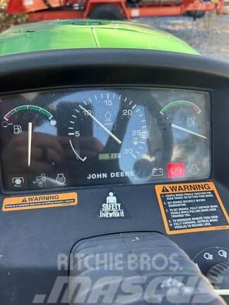 John Deere 4200 Kompakttraktorer