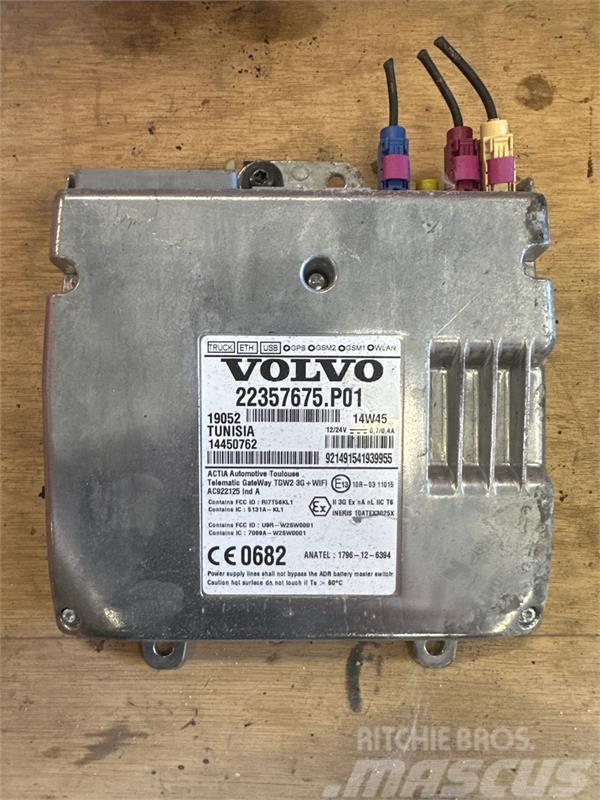 Volvo VOLVO CONTROL ECU 22357675 Lys - Elektronikk