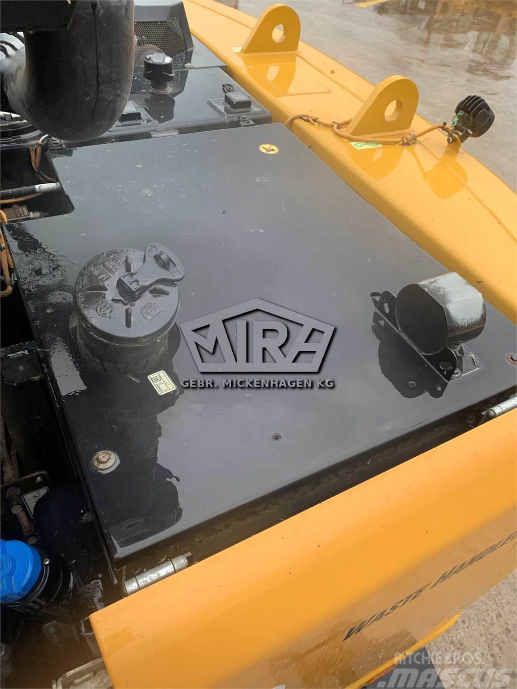 CAT MH3022 Gravemaskiner for avfallshåndtering
