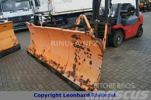 Schmidt Schneepflug Schneeschild hydraulisch 3,70m Snow blades and plows