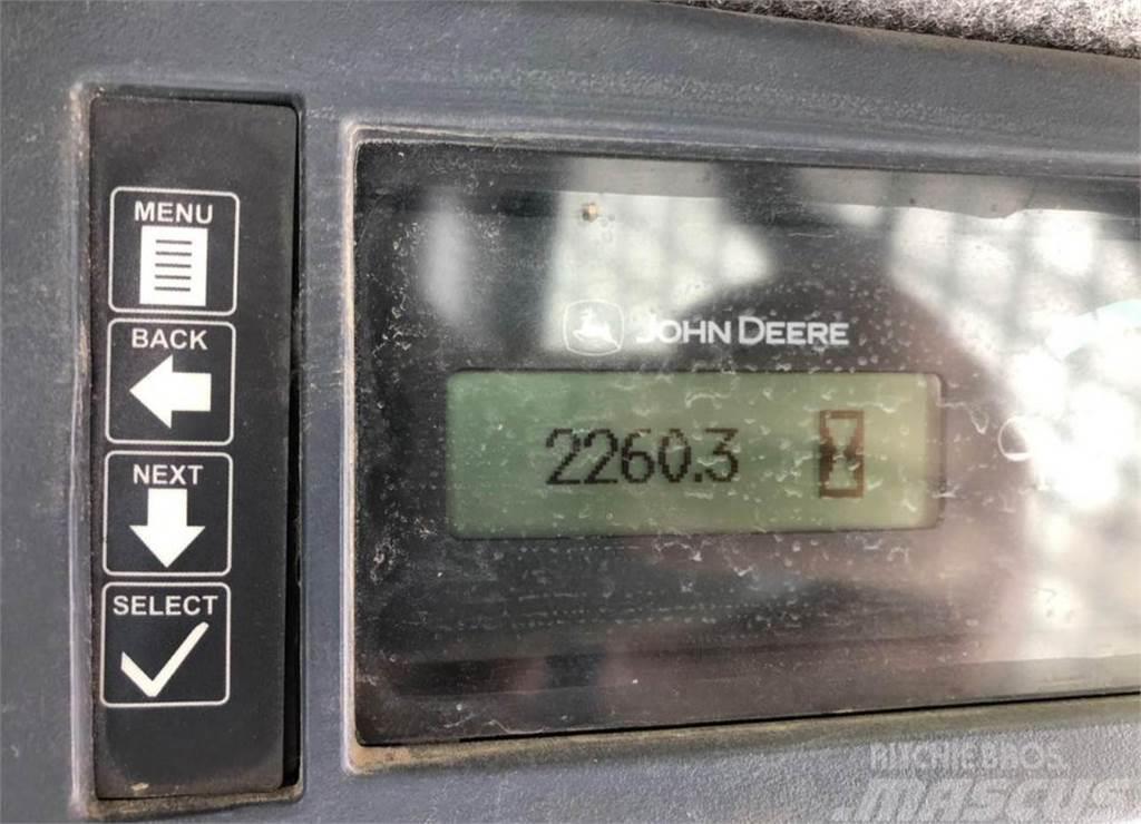 John Deere 323D Kompaktlastere