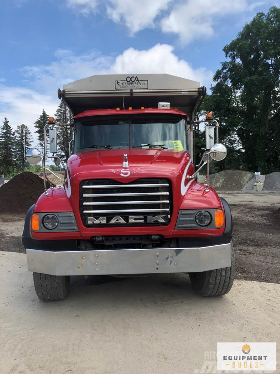 Mack Granite GU813 Tippbil