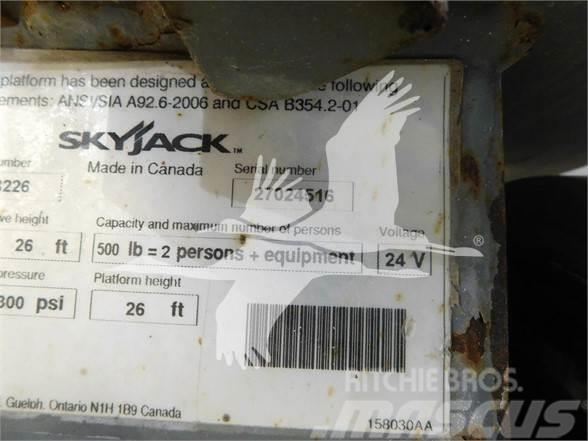 SkyJack SJIII3226 Sakselifter