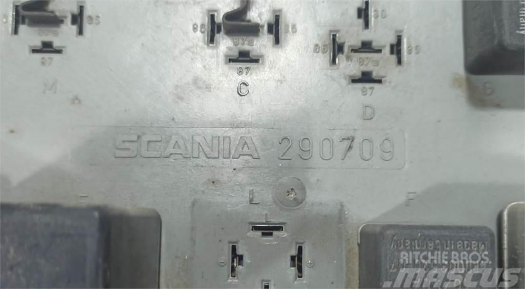 Scania 2-Series Lys - Elektronikk