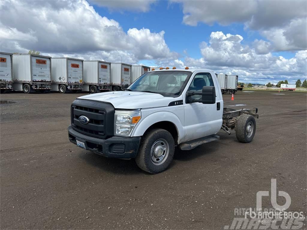Ford F-350 Chassis Cab trucks