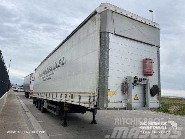 Schmitz Cargobull Semiremolque Lona Mega Gardintrailer