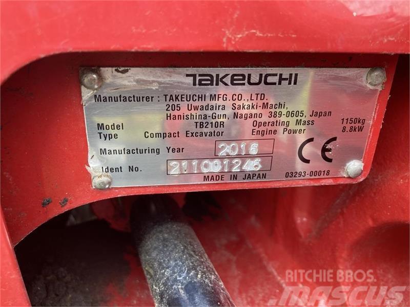 Takeuchi TB210R RF tilt fæste S30-150 og 3 skovle Minigravere <7t