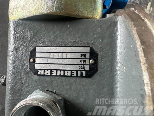 Liebherr R 924 COMPACT KOLUMNA HYDRAULICZNA Hydraulikk