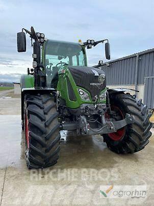Fendt 722 VARIO S4 PROFI PLUS Traktorer