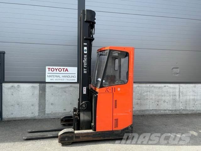 BT RRE160CC Skyvemasttruck