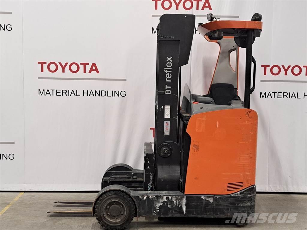 Toyota RRE160HR Skyvemasttruck