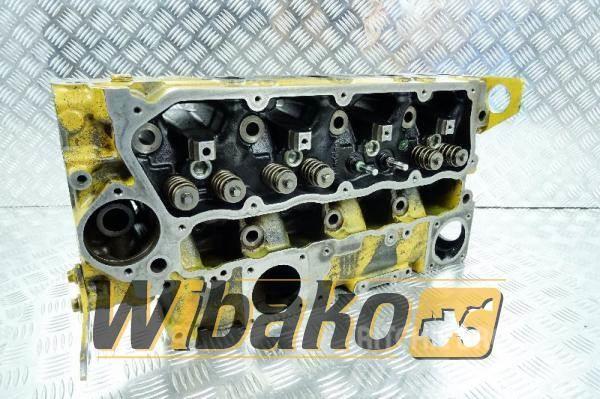 CAT Cylinder head for engine Caterpillar C4.4 3712H26A Andre komponenter