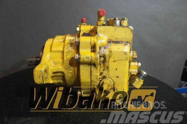 Komatsu Hydraulic motor Komatsu PC210LC-5 Hydraulics