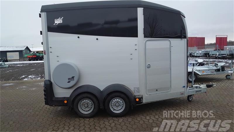 Ifor Williams HBX 511 Andre hengere