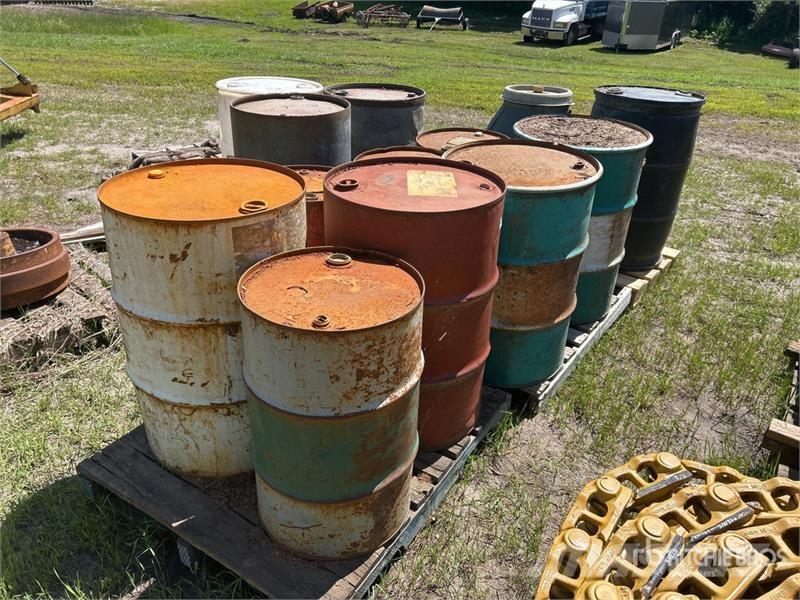 Quantity of (13) Barrels Andre komponenter