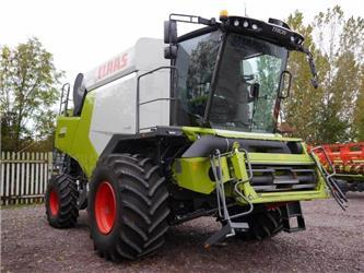 CLAAS TRION 660