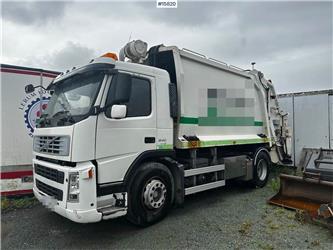 Volvo FM 340 4x2 Compactor truck w/ Norba superstructure