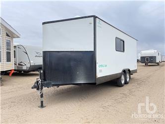  FORKS RV 24 ft x 8 ft Portable T/A