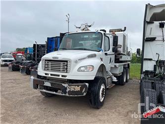 Freightliner 18 ft T/A