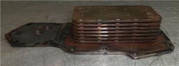 CASE Oil cooler for engine Case 6T-590/86 3921558