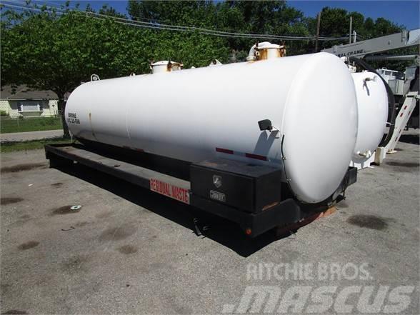  CURRY SUPPLY 4200 GAL Tanker
