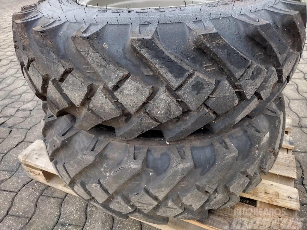 Mitas Reifen für Atlas AR60 Dekk, hjul og felger