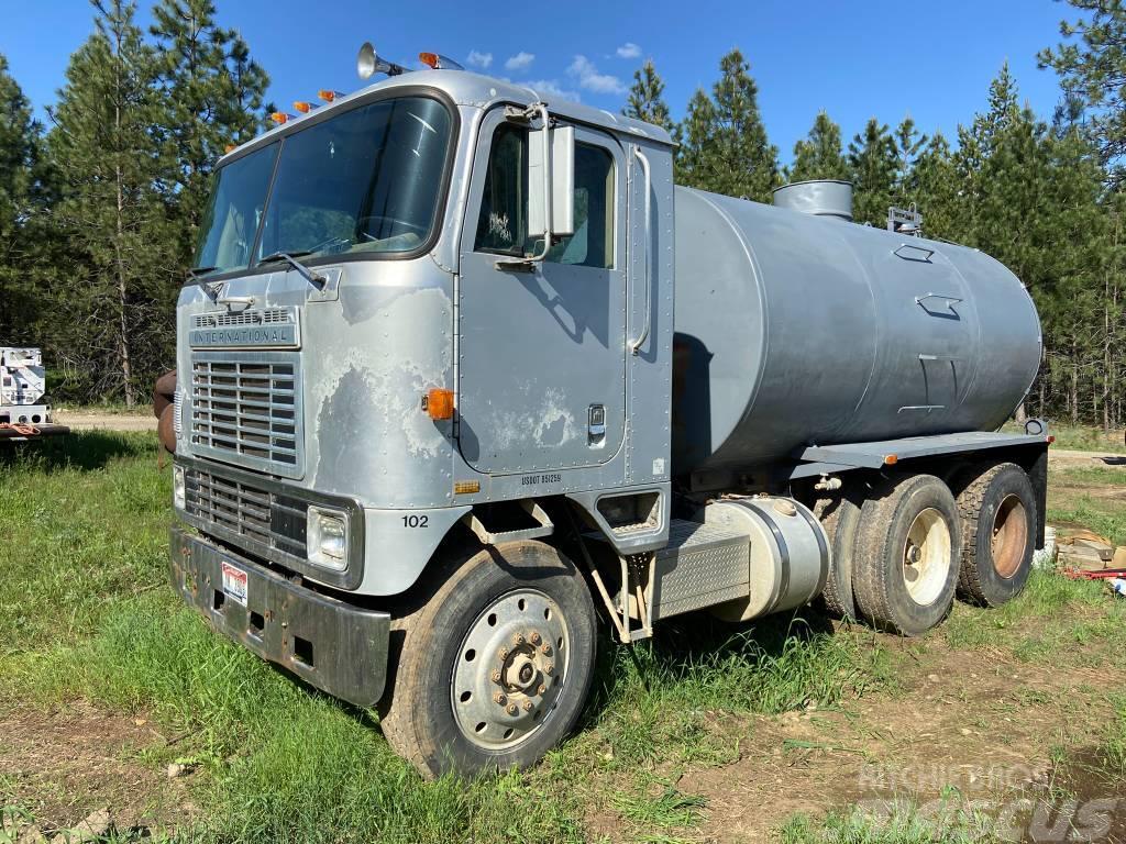 International COF-9670 water truck Vanningsvogn for støvdemping