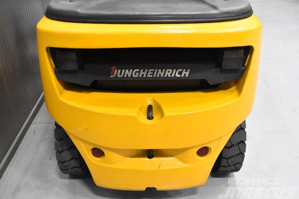 Jungheinrich DFG 425 Diesel Trucker