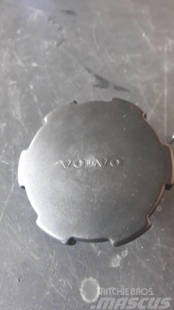 Volvo FUEL CAP 22335630 Chassis og understell