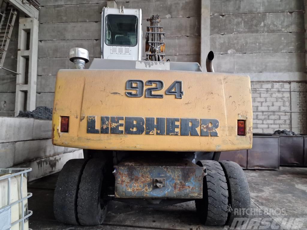 Liebherr A 924 BHD Litronic Gravemaskiner for avfallshåndtering