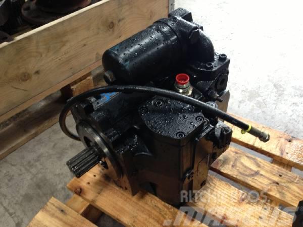 John Deere 1470D Trans pump F062534 Hydraulikk