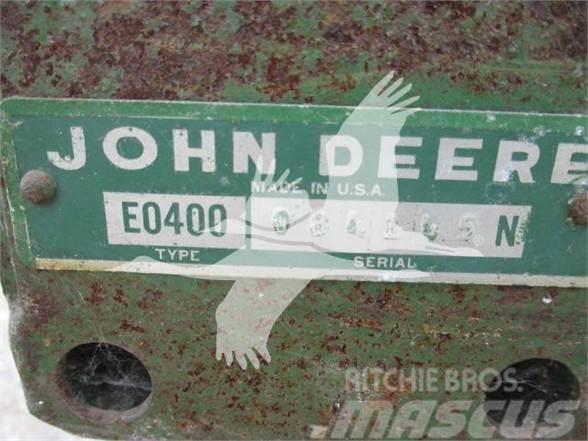 John Deere 400 Andre Jordforbedrings maskiner og ekstrautstyr