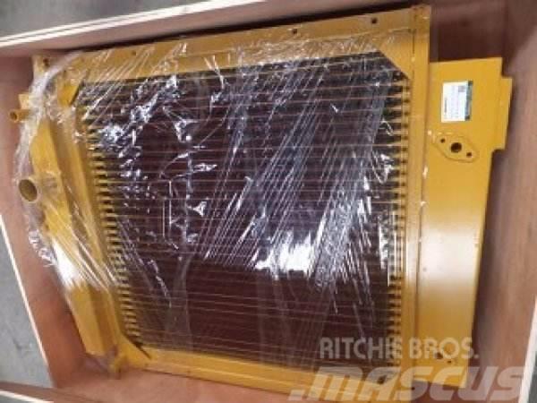 Komatsu D85 radiator assy 154-03-00080 Andre komponenter