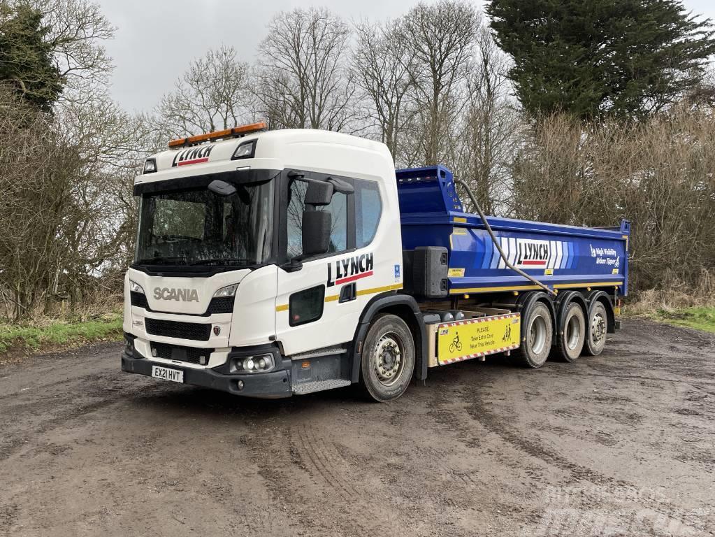 Scania L360 LOW ENTRY TIPPER LORRY Tippbil