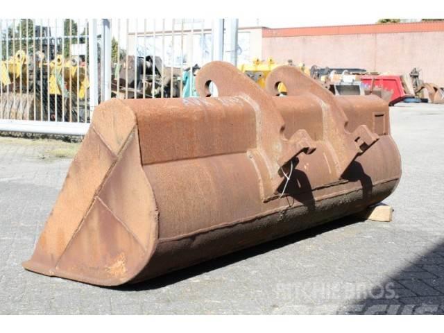  Ditch Cleaning Bucket NG 3 2200 Skuffer