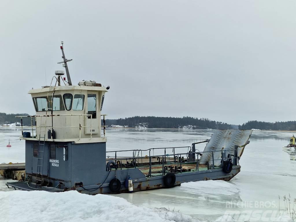  Transport vessel 11,9x4x1m Arbeidsbåter, lektere og pontonger