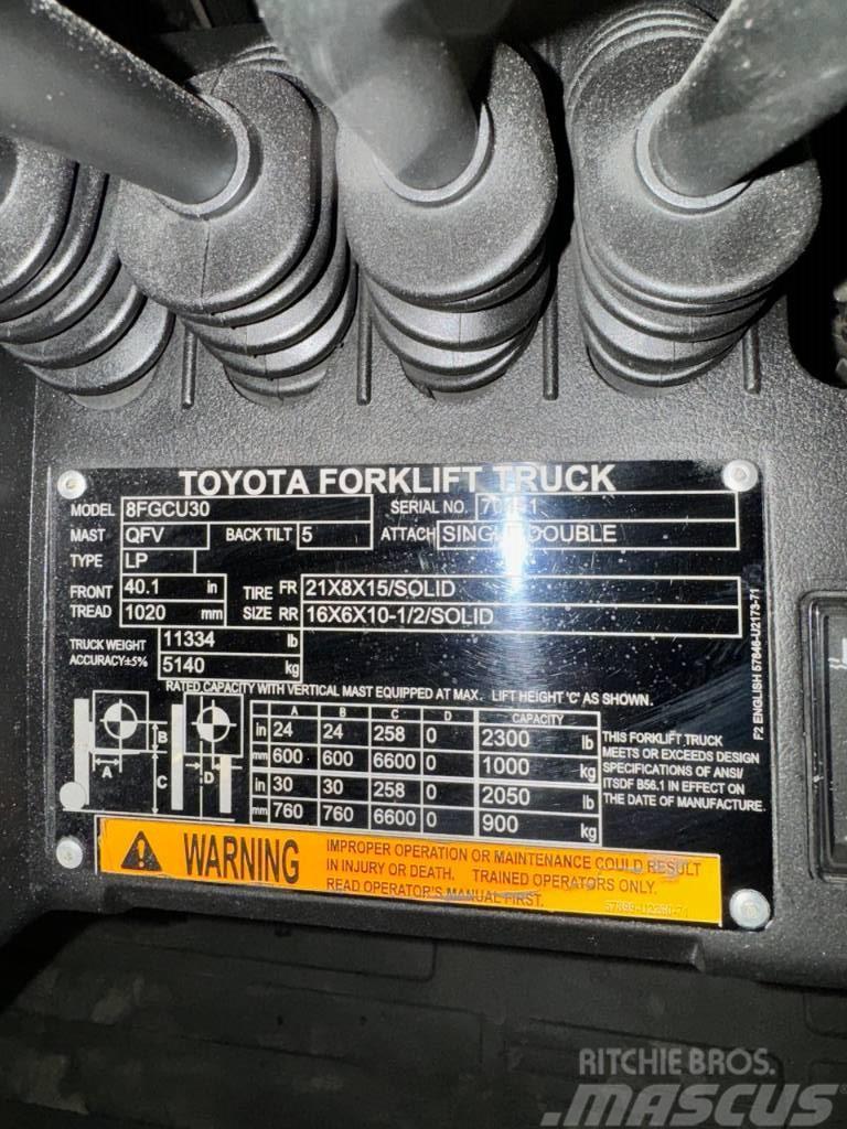 Toyota 8 FG CU 30 Gaffeltrucker - Annet